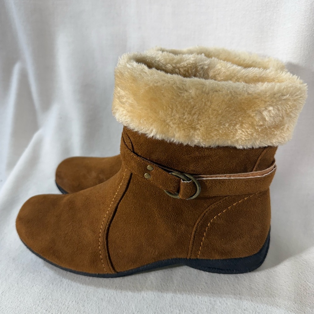 Judith Brown Faux Fur Lined Ankle Boots size 8.5